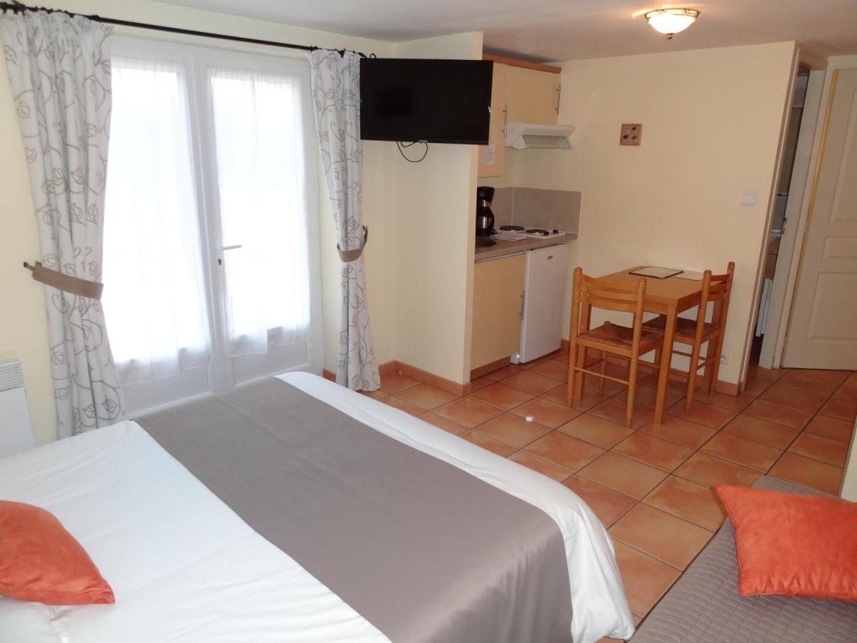 Hotel Des Vignes Julienas Екстер'єр фото